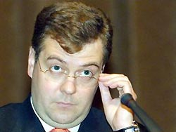 Медведева пустили на выборы Медведева пустили на выборы