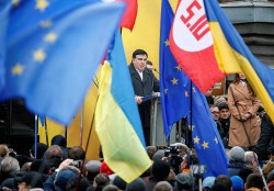 Саакашвили провел митинг в Киеве Саакашвили провел митинг в Киеве