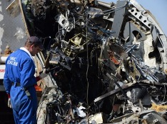 Эксперты ФСБ указали место взрыва в А321 Эксперты ФСБ указали место взрыва в А321