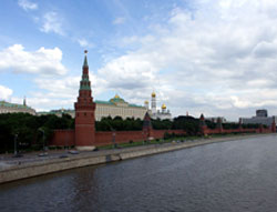 Солнце не согреет Москву Солнце не согреет Москву