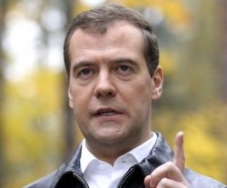 Медведев призвал россиян привыкать к кризису Медведев призвал россиян привыкать к кризису