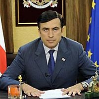Саакашвили уступил Медведеву и Саркози
