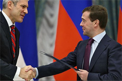 Россия и Сербия подписали соглашение по "Южному потоку" Россия и Сербия подписали соглашение по "Южному потоку"