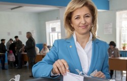 На выборах главы Гагаузии победила Ирина Влах На выборах главы Гагаузии победила Ирина Влах