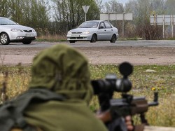 Ополченцы ЛНР роют окопы Ополченцы ЛНР роют окопы