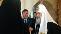 Патриарх совершил визит во Псков Патриарх совершил визит во Псков