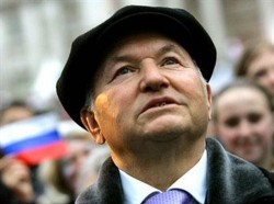 Лужков хочет жить в Латвии Лужков хочет жить в Латвии