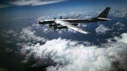 ВВС США перехватили два бомбардировщика РФ у Аляски