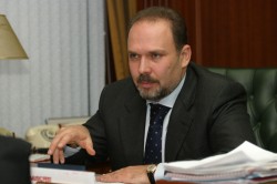 Мень займется нацполитикой Мень займется нацполитикой