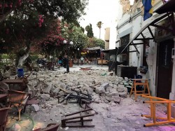 Греция и Турция восстанавливаются после мощного землетрясения