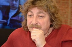 Родион Овчинников: «Надо вернуть в театр табу» Родион Овчинников: «Надо вернуть в театр табу»