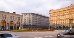 Оппозиция собралась на «прогулку» Оппозиция собралась на «прогулку»