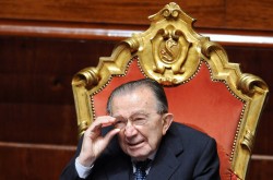 В Италии скончался Джулио Андреотти В Италии скончался Джулио Андреотти
