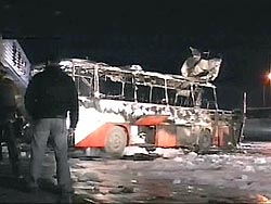 Во взрыве автобуса подозревают смертницу Во взрыве автобуса подозревают смертницу