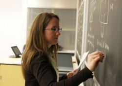 Минфин хочет сэкономить на больницах и школах Минфин хочет сэкономить на больницах и школах