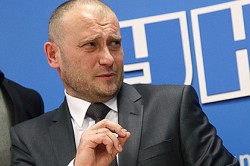Ярош становится менее радикальным Ярош становится менее радикальным