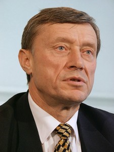 Генсек ОДКБ пообещал помощь Армении Генсек ОДКБ пообещал помощь Армении