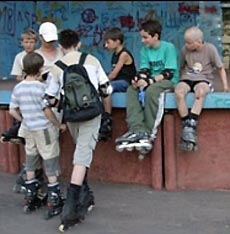 На Кузбассе ввели комендантский час для детей На Кузбассе ввели комендантский час для детей