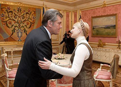 Тимошенко поддержит Ющенко во втором туре
