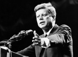 «Американцы, где ваш президент?» «Американцы, где ваш президент?»