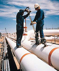 Европейцев допустили к украинскому газопроводу Европейцев допустили к украинскому газопроводу
