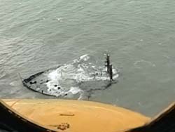 В Керченском проливе ищут моряков В Керченском проливе ищут моряков