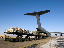 Киргизия закроет базу США Киргизия закроет базу США