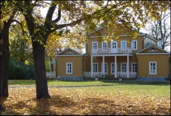 В Тарханах, у Лермонтова В Тарханах, у Лермонтова