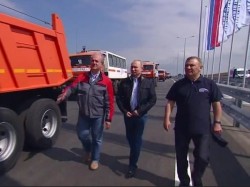 Путин открыл Крымский мост Путин открыл Крымский мост