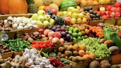 Роспотребнадзор снял с реализации более 390 тонн фруктов и овощей