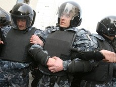 Сторонники Тимошенко подрались со спецназом