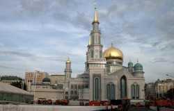 В Москве откроют крупнейшую в Европе Соборную мечеть В Москве откроют крупнейшую в Европе Соборную мечеть