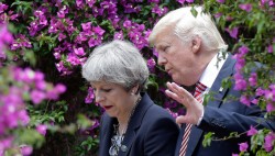 Трамп устал от «учительского тона» Мэй Трамп устал от «учительского тона» Мэй
