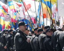Украинская оппозиция теряет «бойцов» Украинская оппозиция теряет «бойцов»