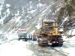Северная Осетия заблокирована лавиной