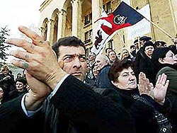 Оппозиция Грузии предъявила властям ультиматум Оппозиция Грузии предъявила властям ультиматум