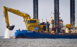 Швеция одобрила строительство газопровода «Северный поток – 2» Швеция одобрила строительство газопровода «Северный поток – 2»