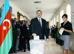 В Азербайджане выбирают президента