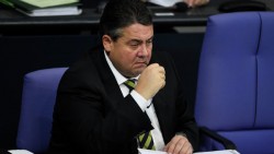 Вице-канцлер ФРГ выступил за разморозку отношений с Россией Вице-канцлер ФРГ выступил за разморозку отношений с Россией