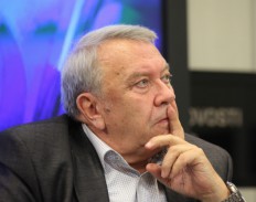 Путин утвердил президента РАН Путин утвердил президента РАН