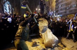 Памятники: теория заговора Памятники: теория заговора