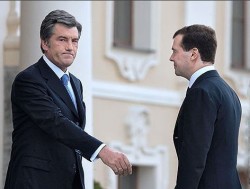 Ющенко хочет лично поговорить с Медведевым Ющенко хочет лично поговорить с Медведевым