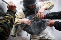 Почему снова обострилась ситуация в Киргизии? Почему снова обострилась ситуация в Киргизии?