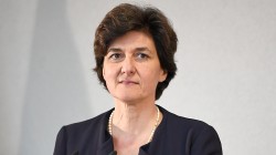 Глава Минобороны Франции подала в отставку Глава Минобороны Франции подала в отставку