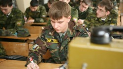 Каникулы студенты проведут в армии Каникулы студенты проведут в армии