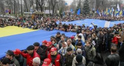 «Евромайдан» против президента «Евромайдан» против президента