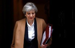 Мэй обвинила Россию в отравлении Скрипаля Мэй обвинила Россию в отравлении Скрипаля