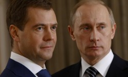 Путин объяснил перестановки в тандеме Путин объяснил перестановки в тандеме