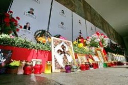 В Минске вспоминают жертв теракта В Минске вспоминают жертв теракта
