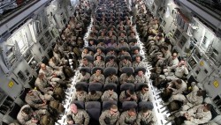 США направят в Афганистан ещё более 3 тысяч военных США направят в Афганистан ещё более 3 тысяч военных